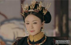 秦羽，吴金燕和倪元通坐在一起，女王伏超不能