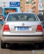 QN板在板前的哪里？